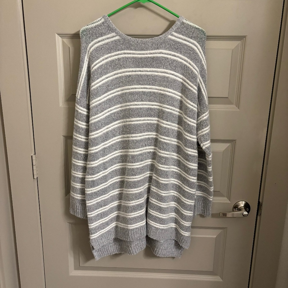 Soft Surroundings Grey Striped Tunic Sweater - Size Small